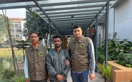 বিপুল পরিমাণ গাঁজা ও কাভার্ডভ্যানসহ এক মাদক কারবারিকে গ্রেফতার করেছে সিটিটিসি