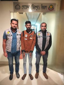 রাজধানীতে পৃথক পৃথক অভিযানে ২৫০০ পিস ইয়াবা ও ৩০ কেজি গাঁজাসহ ছয় মাদক কারবারি'কে গ্রেফতার করেছে ডিবি-মিরপুর